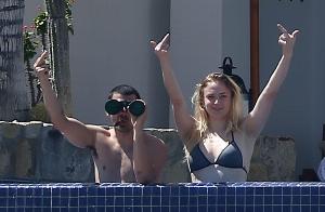 Sophie-Turner-Sexy-21-768x503.jpg